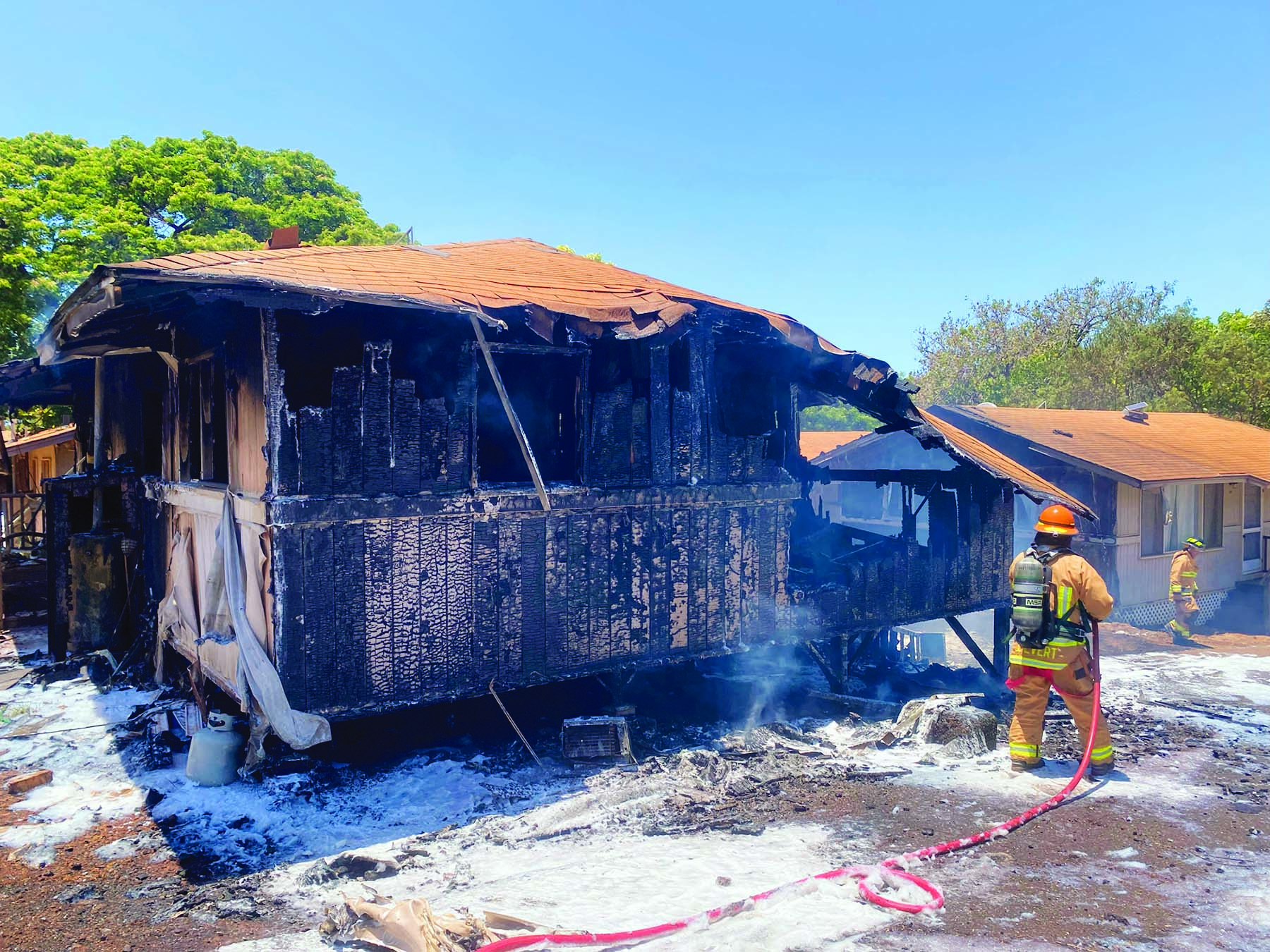 Fire damages 3 Molokai buildings News, Sports, Jobs Maui News